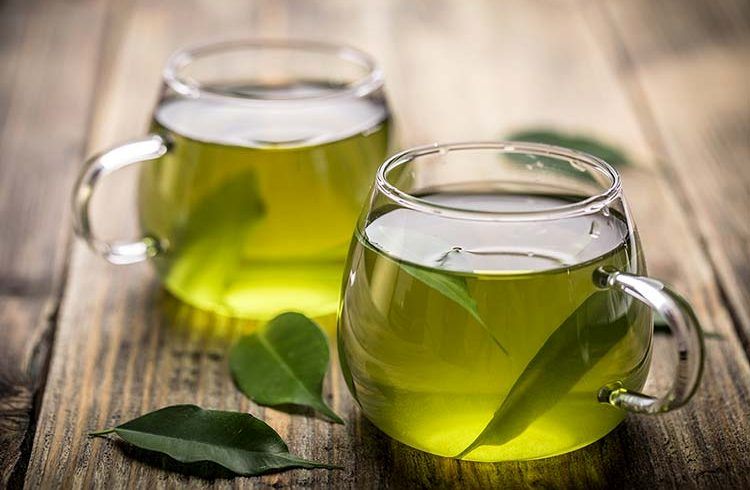 چای سبز رشد تومور سرطان سینه را متوقف می‌کند 